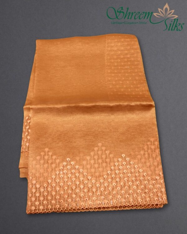 Thread Work with Scallop Boder Organza Saree - Image 3