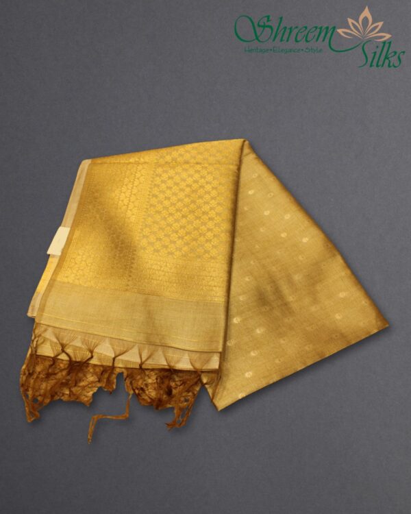 Zari Woven Small Buttas with Rich Pallu Raw Silk Saree - Image 2