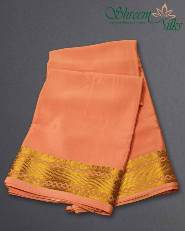 Plain with Rich Border Pure Mysore Crepe Silk Saree - Image 2