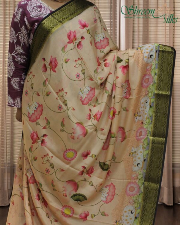 Lotus Pichwai Prints Pure Mysore Crepe Silk Saree - Image 7