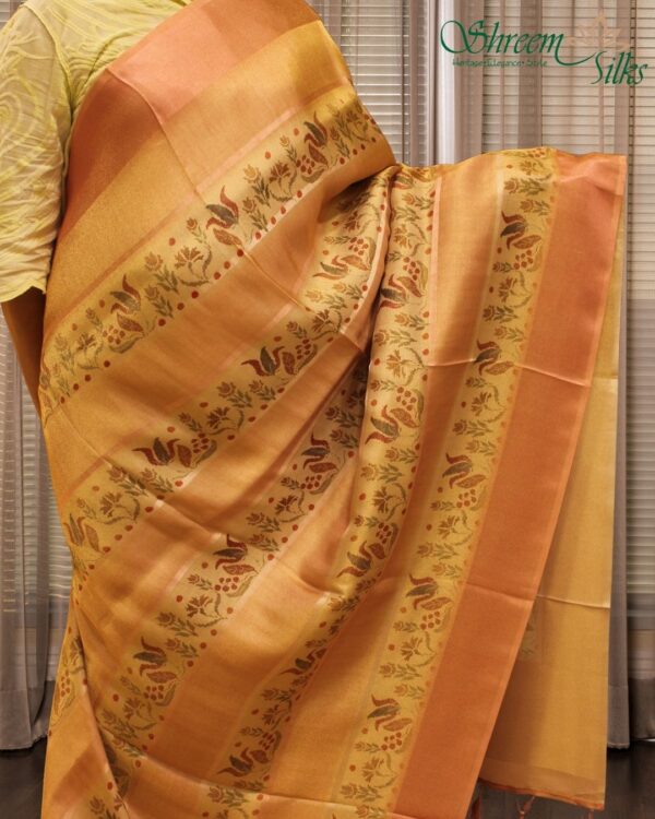 Floral Prints Tissue Georgette Saree