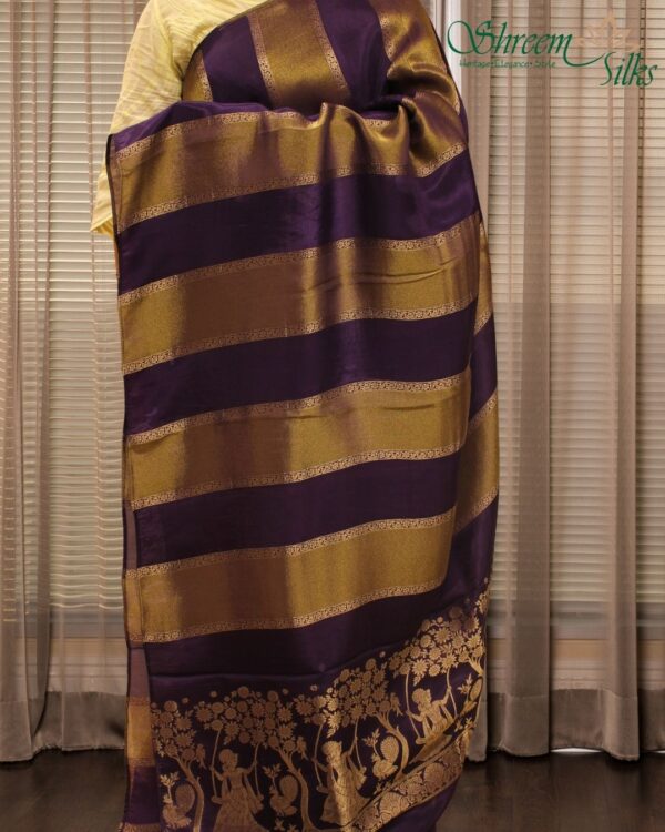 Floral Vertical Stripes Organza Tissue Saree - Image 2