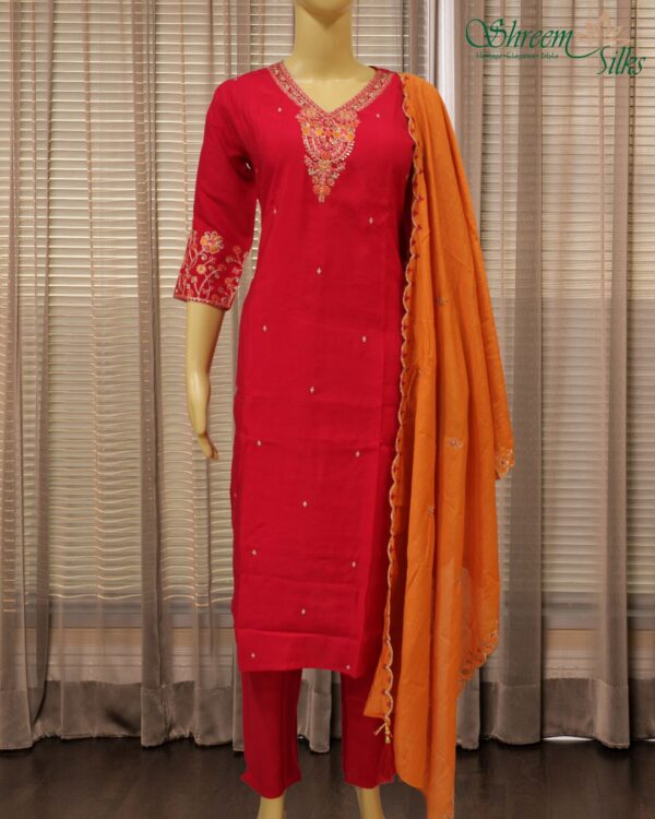 Embrodery with Sequence work on Neckline Mul Chanderi Kurta Set - Pink & Orange - Image 2