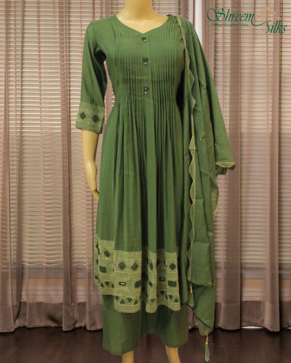 3D Embroidery with Mirror work Mul Chanderi Anarkali Kurta Set - Green
