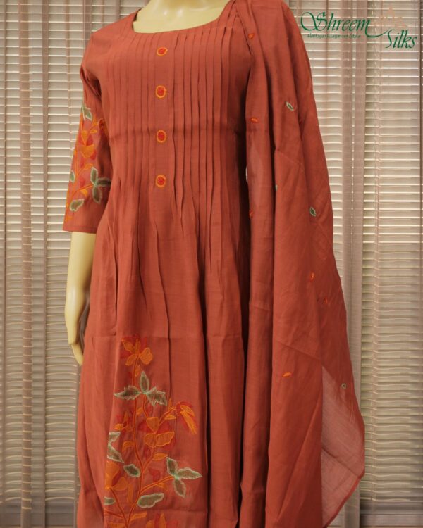 Floral Embroidered Mul Chanderi Anarkali Kurta Set - Rust