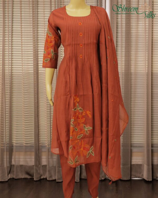 Floral Embroidered Mul Chanderi Anarkali Kurta Set - Rust - Image 2